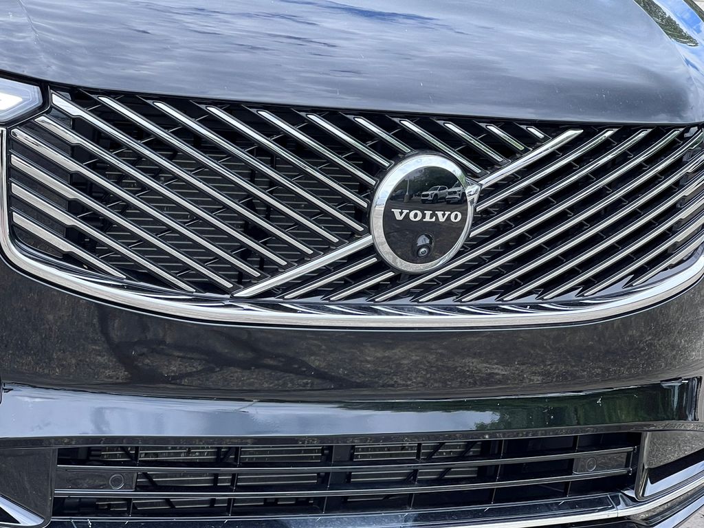 2026 Volvo XC90 Plus - Photo 35