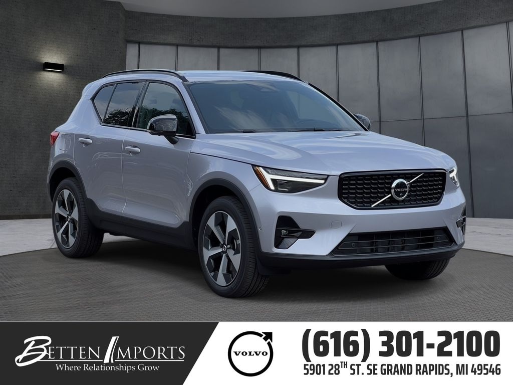 New 2026 Volvo XC40 B5 Plus SUV