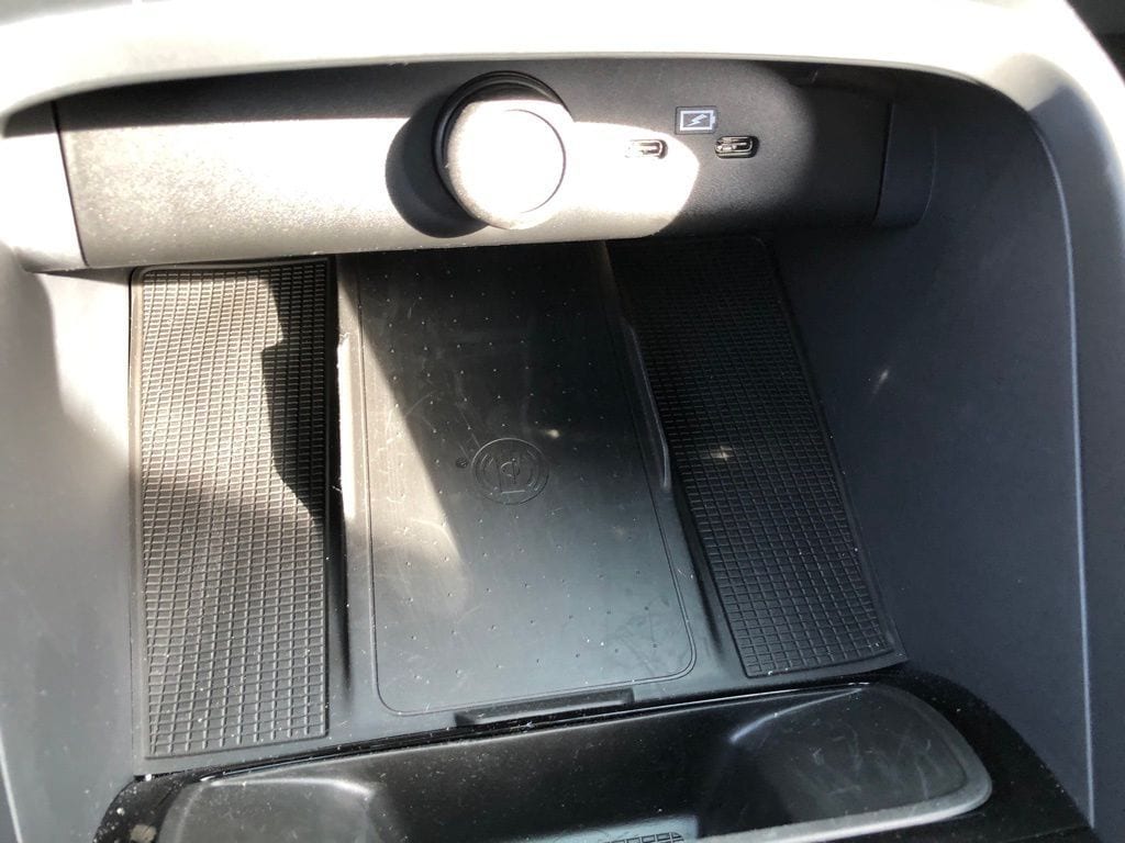 2026 Volvo XC40 Ultra Black Edition - Photo 24