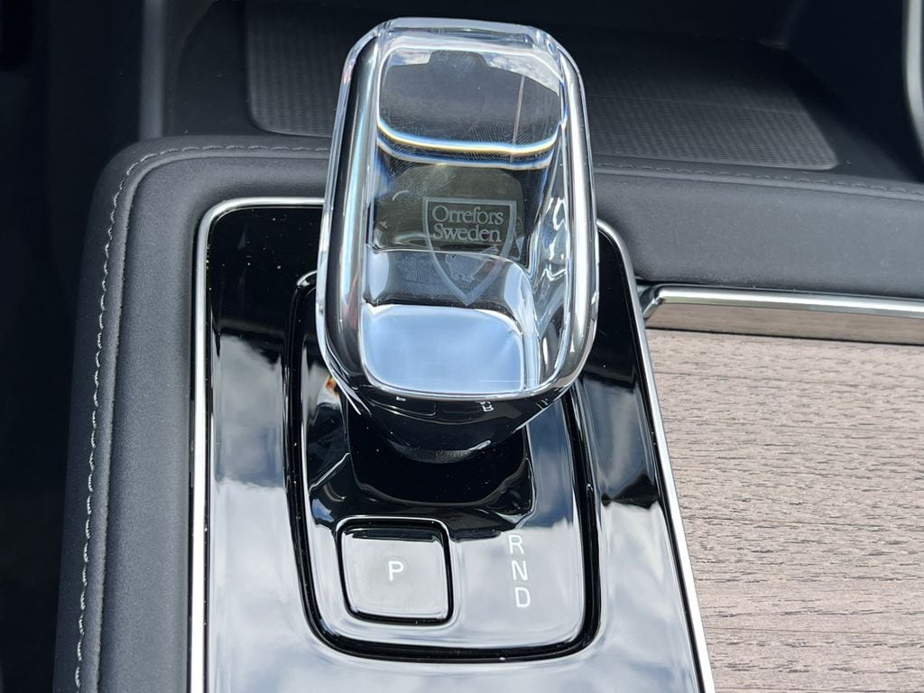 2026 Volvo XC90 Plus - Photo 28