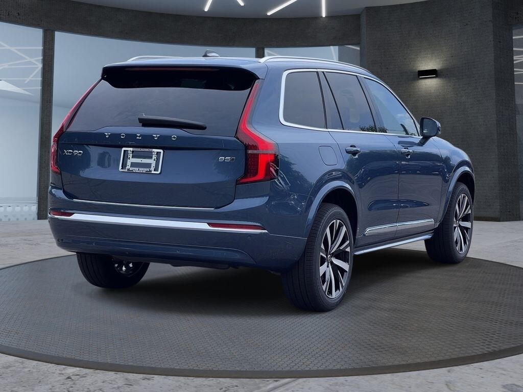 New 2026 Volvo XC90 B5 Core SUV