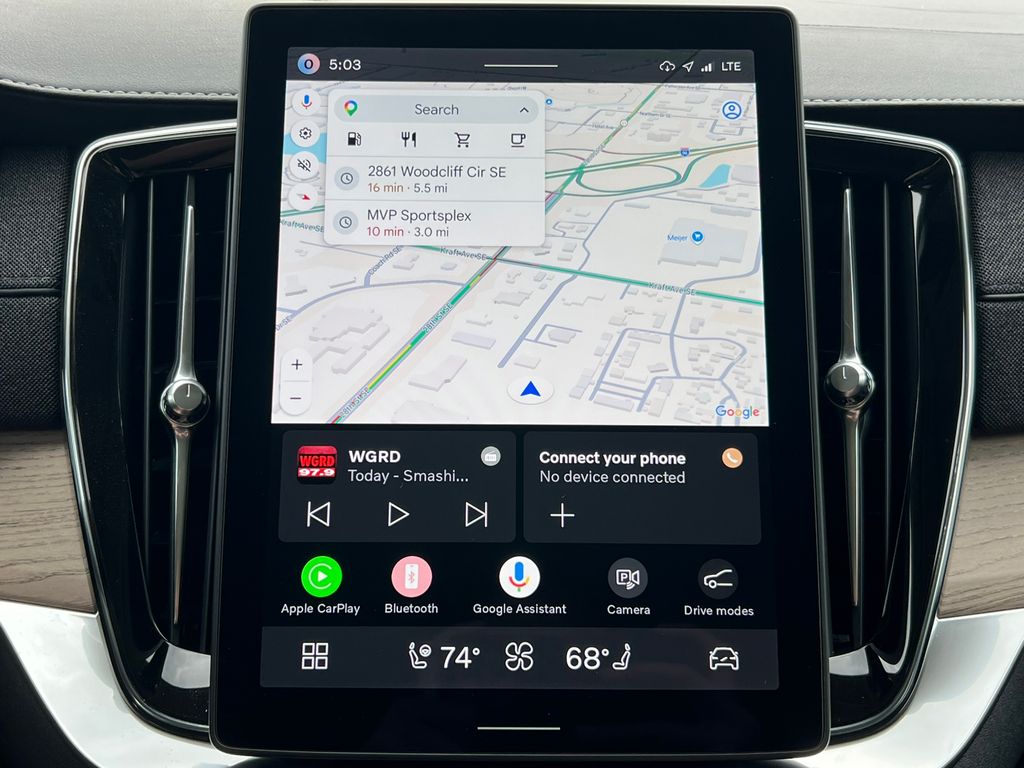 2026 Volvo XC90 Plus - Photo 21