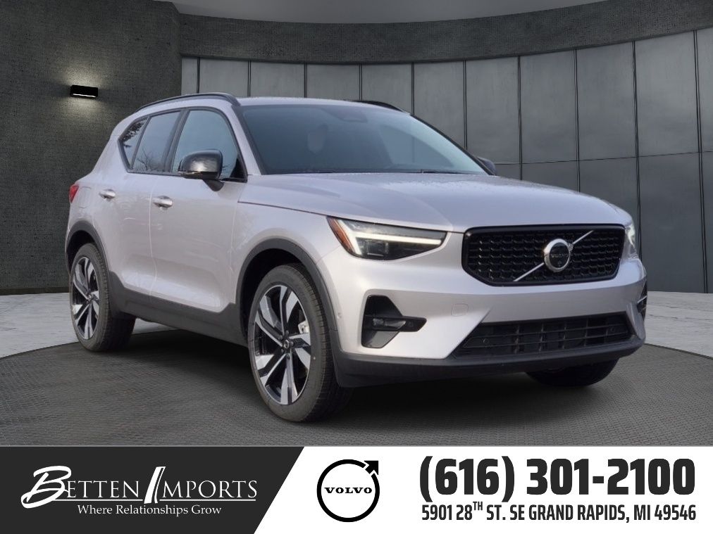 2026 Volvo XC40