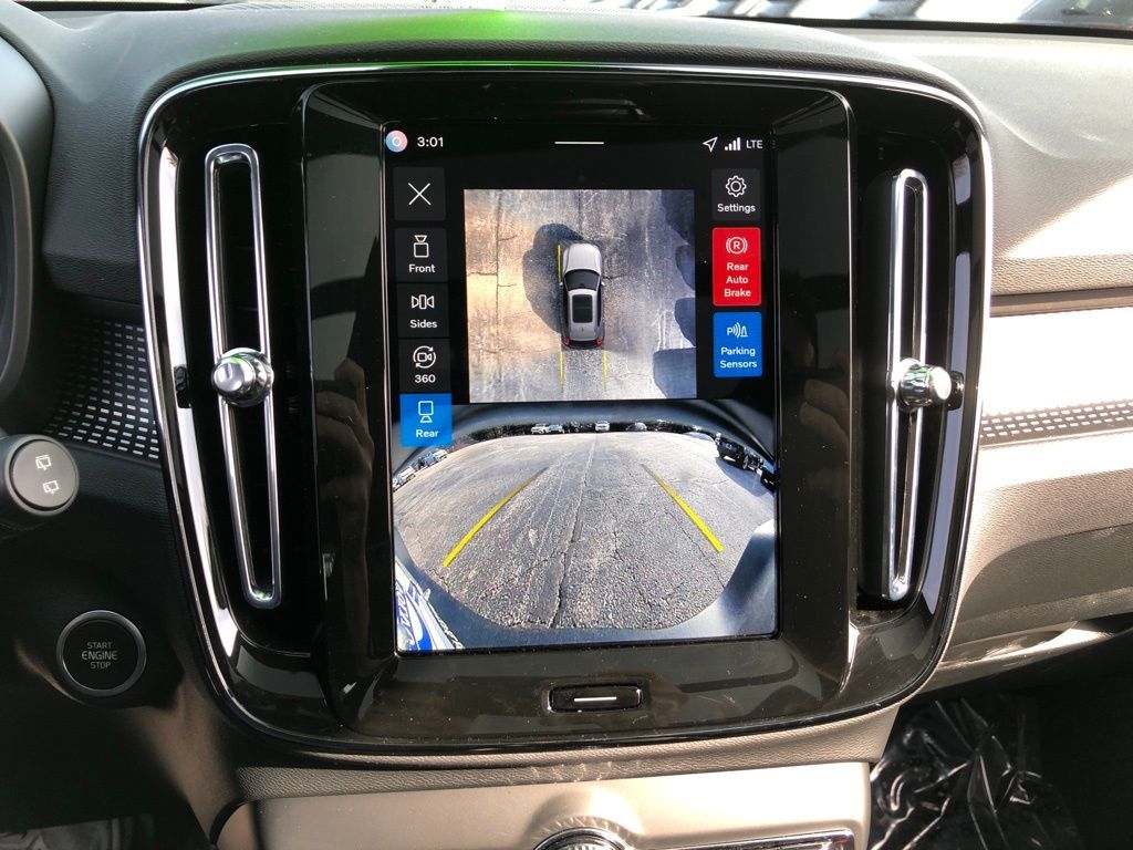 2026 Volvo XC40 Ultra Black Edition - Photo 21