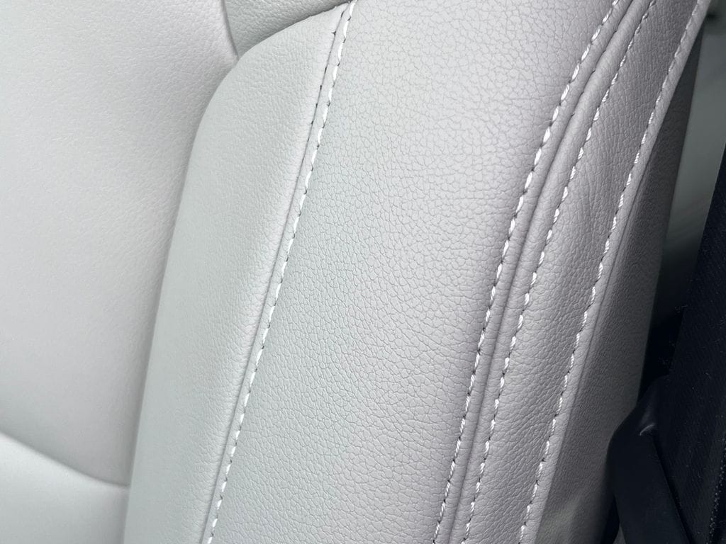 2026 Volvo XC40 Ultra - Photo 15