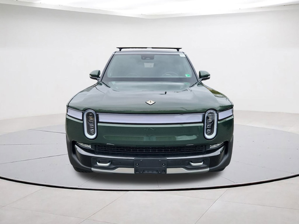 Used 2024 Rivian R1S Adventure SUV