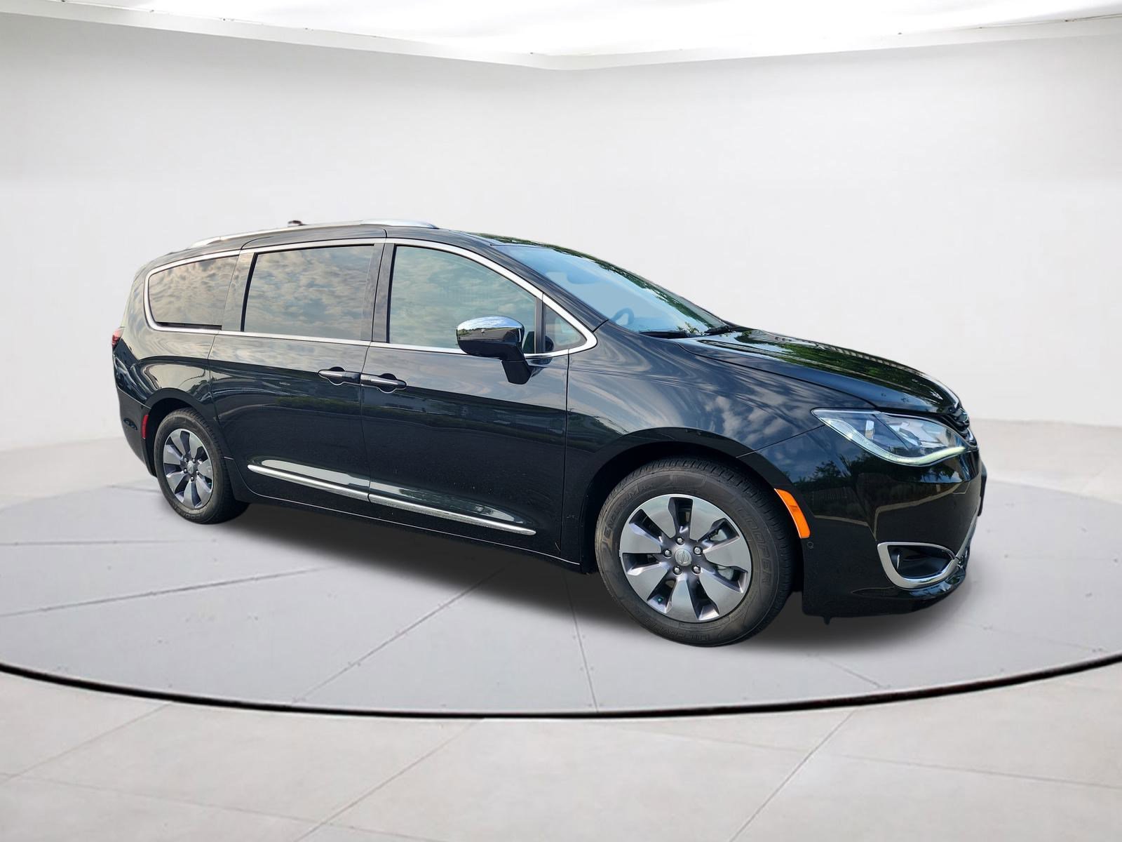 2019 Chrysler Pacifica Hybrid