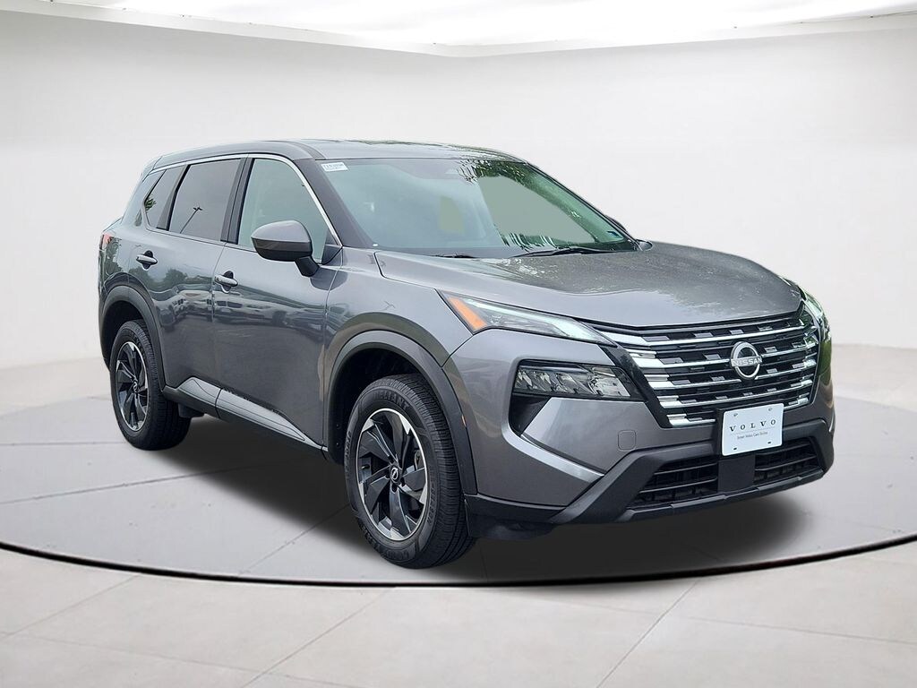 Used 2024 Nissan Rogue SV SUV