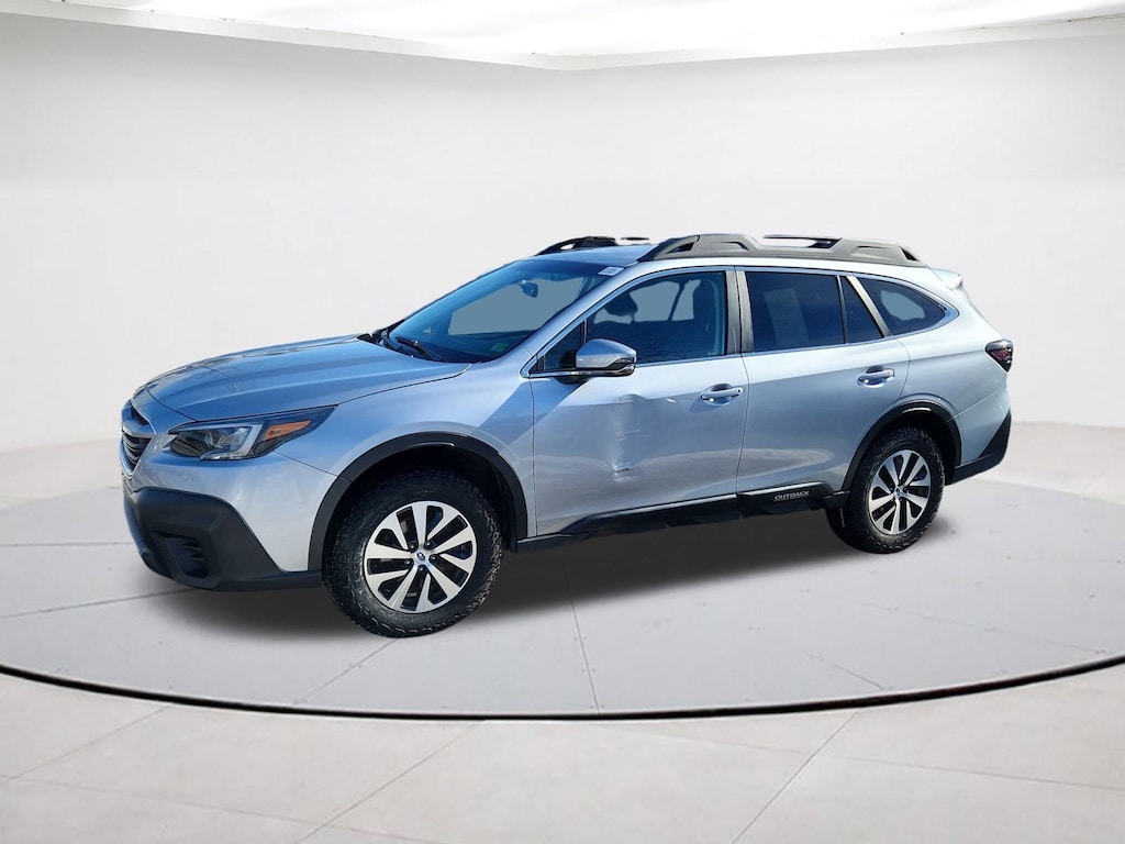 Used 2022 Subaru Outback Premium SUV