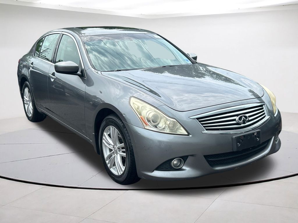 2011 INFINITI G25