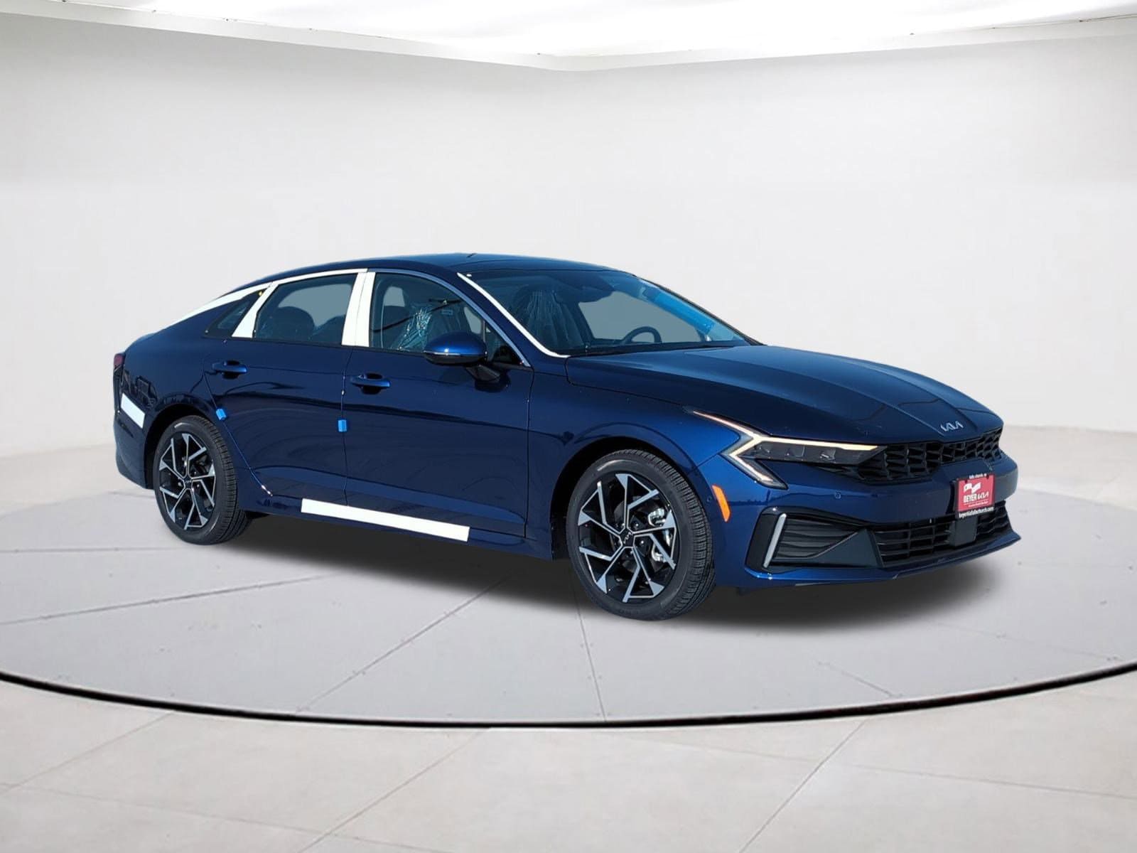 2025 Kia K5 EX's photo