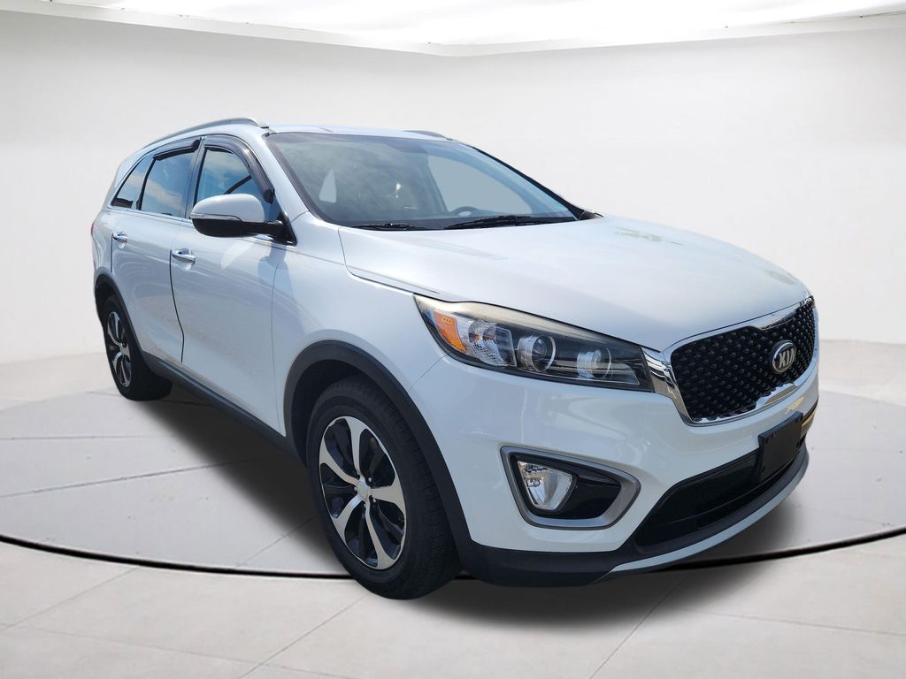2016 Kia Sorento EX V6 AT's photo