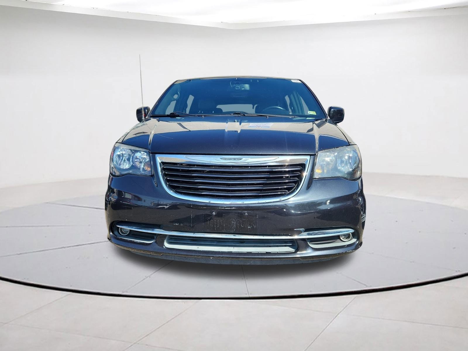 Used 2015 Chrysler Town & Country S with VIN 2C4RC1HG6FR572839 for sale in Falls Church, VA