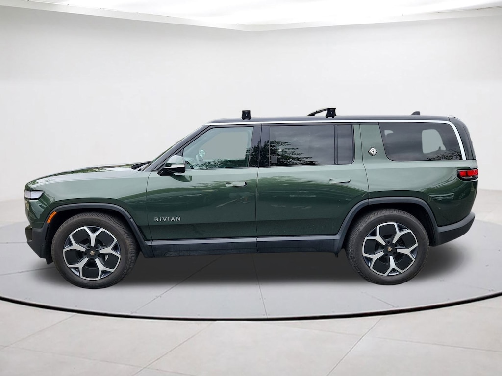 Used 2024 Rivian R1S Adventure SUV