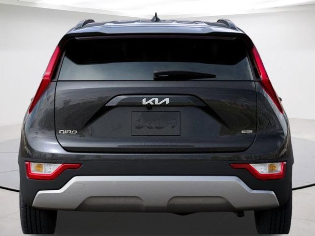 2025 Kia Niro EX - Photo 13