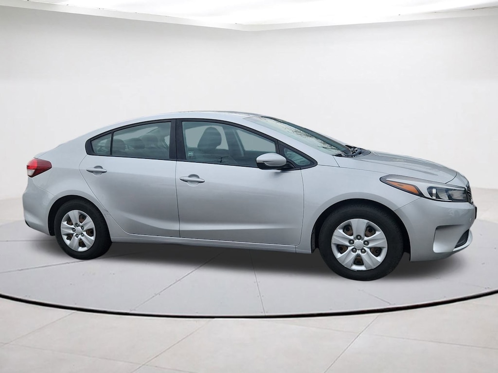 Used 2017 Kia Forte LX Sedan
