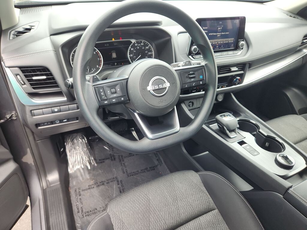 Used 2024 Nissan Rogue SV SUV