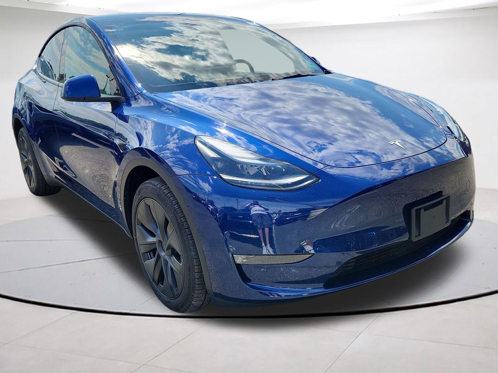 2024 Tesla Model Y Long Range Dual Motor All-Wheel Drive's photo