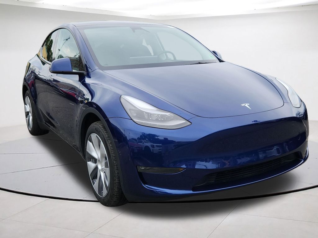 2023 Tesla Model Y Long Range Dual Motor All-Wheel Drive's photo