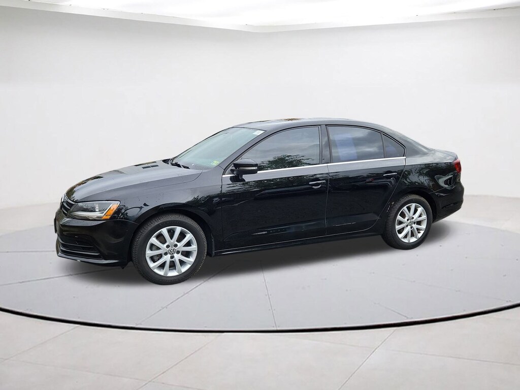 Used 2017 Volkswagen Jetta 1.4T SE Sedan