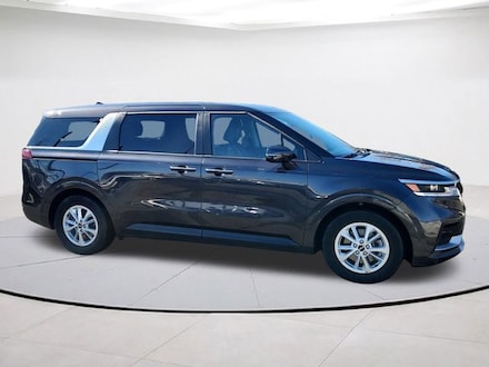 2024 Kia Carnival LX MPV