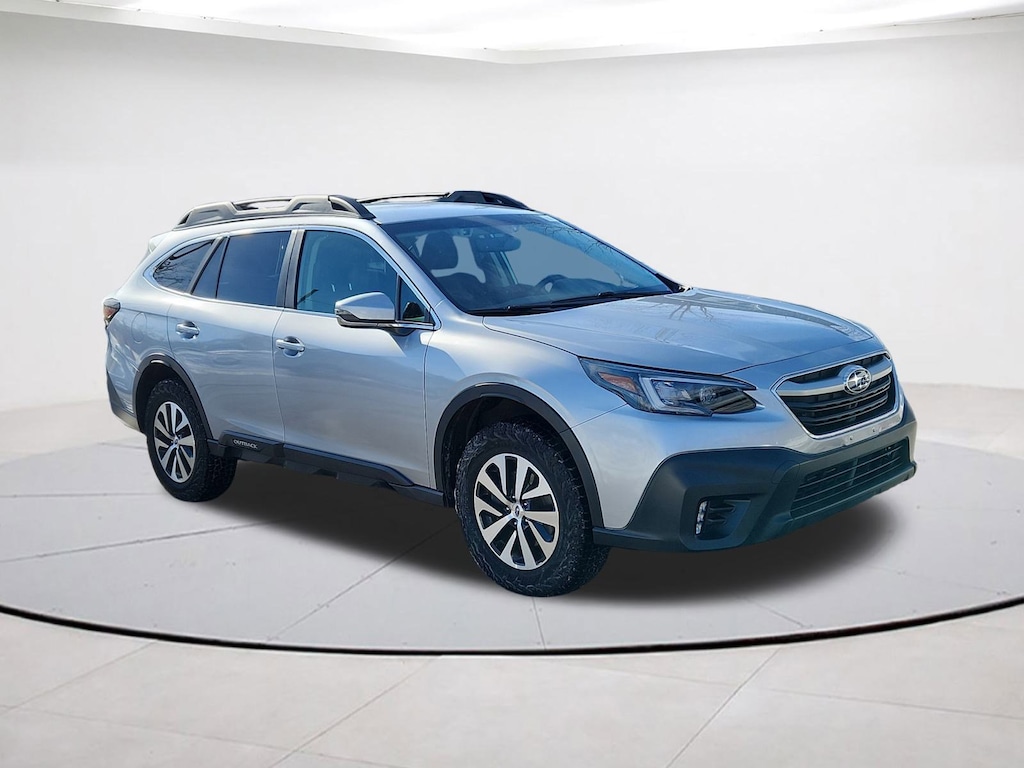 Used 2022 Subaru Outback Premium SUV