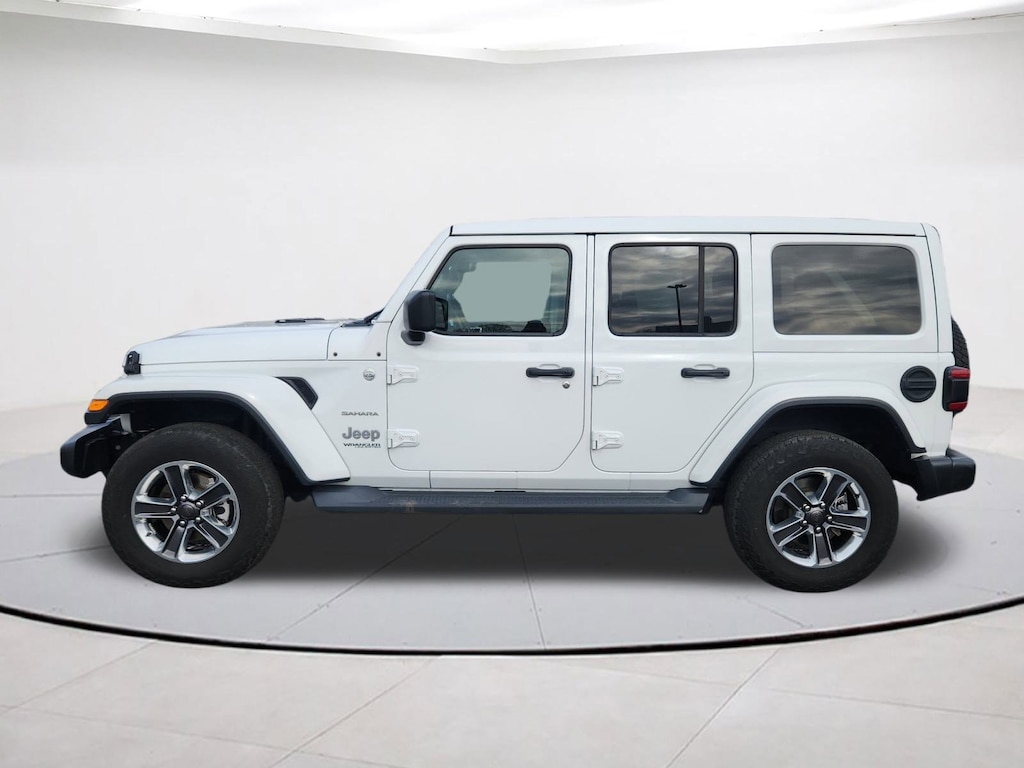 Used 2019 Jeep Wrangler Unlimited Sahara SUV
