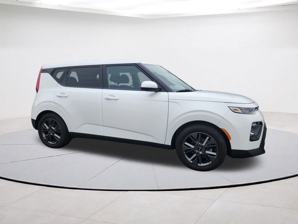 Certified 2022 Kia Soul EX Hatchback
