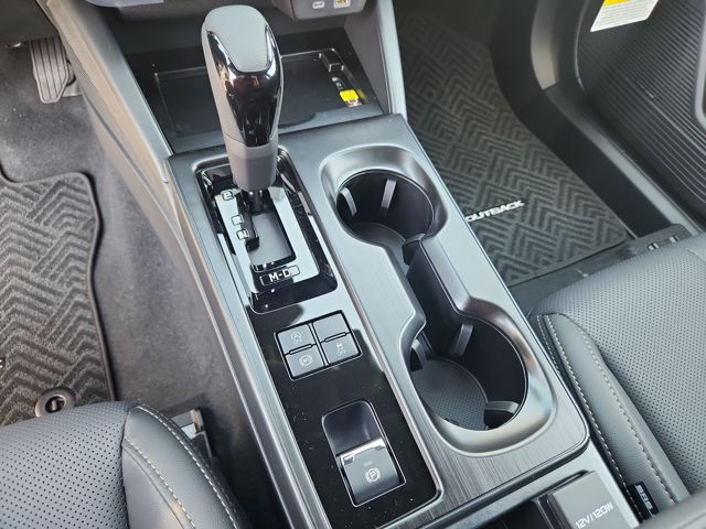 2026 Subaru Outback Limited - Photo 13