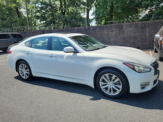 New 2015 INFINITI Q70 3.7X Sedan JN1BY1AR5FM562565 For Sale in Columbus, OH