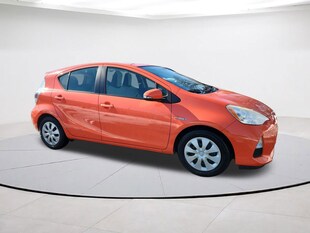 2013 Toyota Prius c One Hatchback JTDKDTB36D1038452