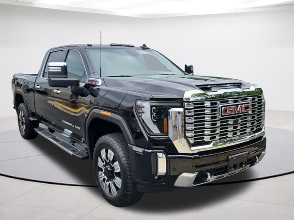 Used 2025 GMC Sierra 3500HD Denali Truck