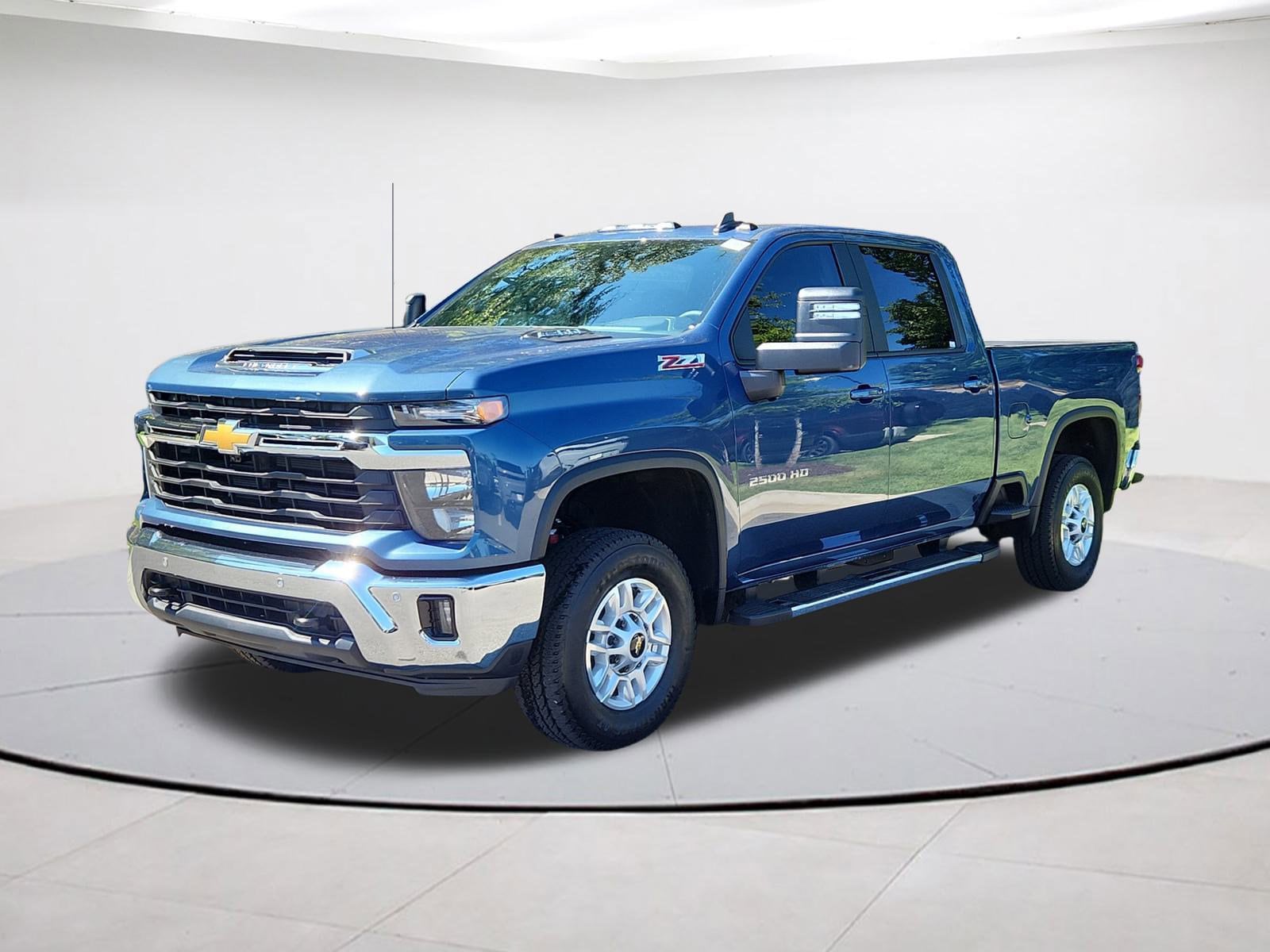 2025 Chevrolet Silverado 2500HD LT's photo