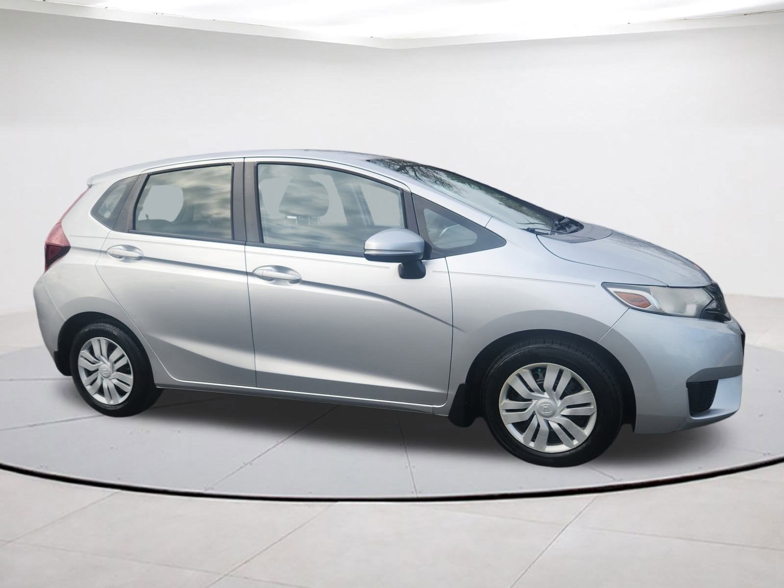 2016 Honda Fit LX's photo