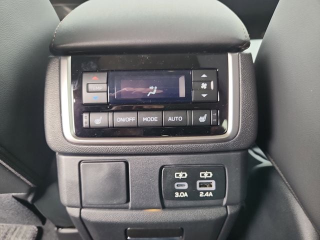 2026 Subaru Ascent Limited Bronze Edition - Photo 21