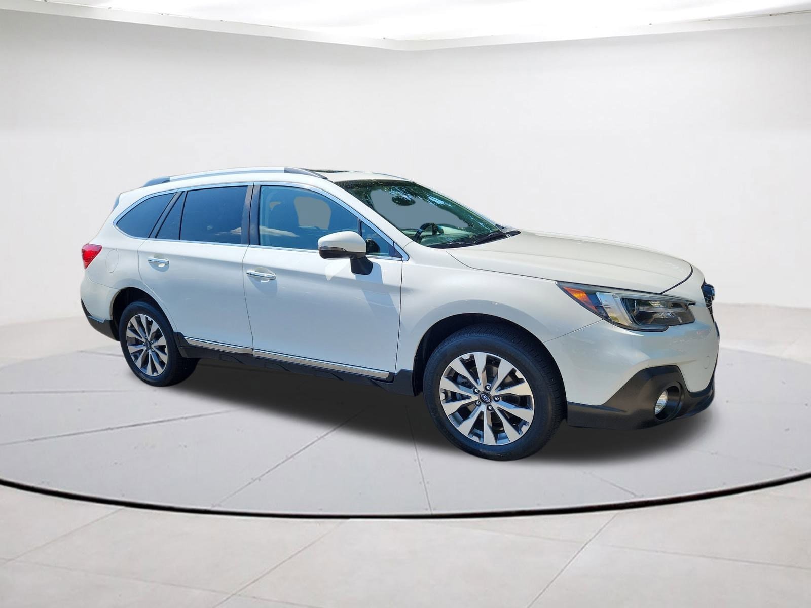 2019 Subaru Outback Touring