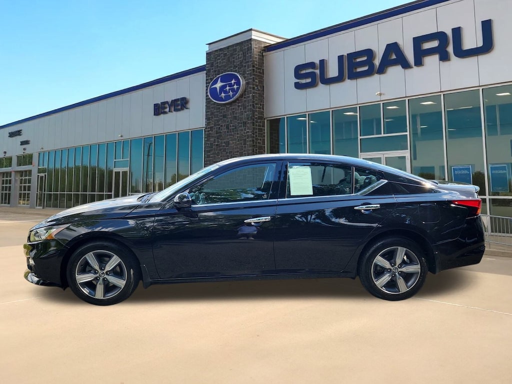 Used 2019 Nissan Altima 2.5 SV Sedan