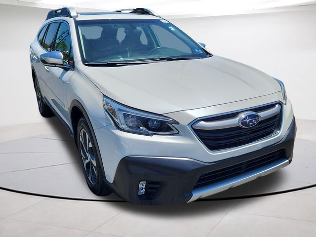 2022 Subaru Outback Touring's photo