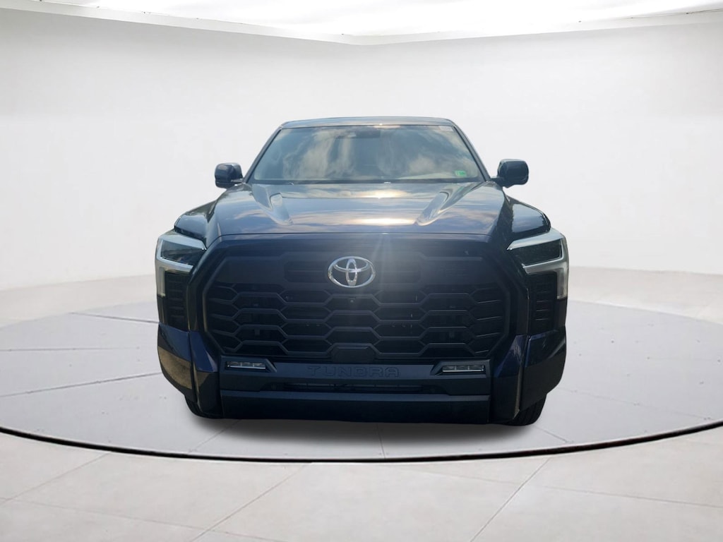 Used 2022 Toyota Tundra SR5 SR5 CrewMax 5.5 Bed