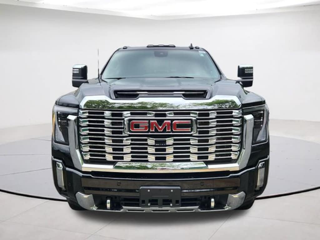 Used 2025 GMC Sierra 3500HD Denali Truck