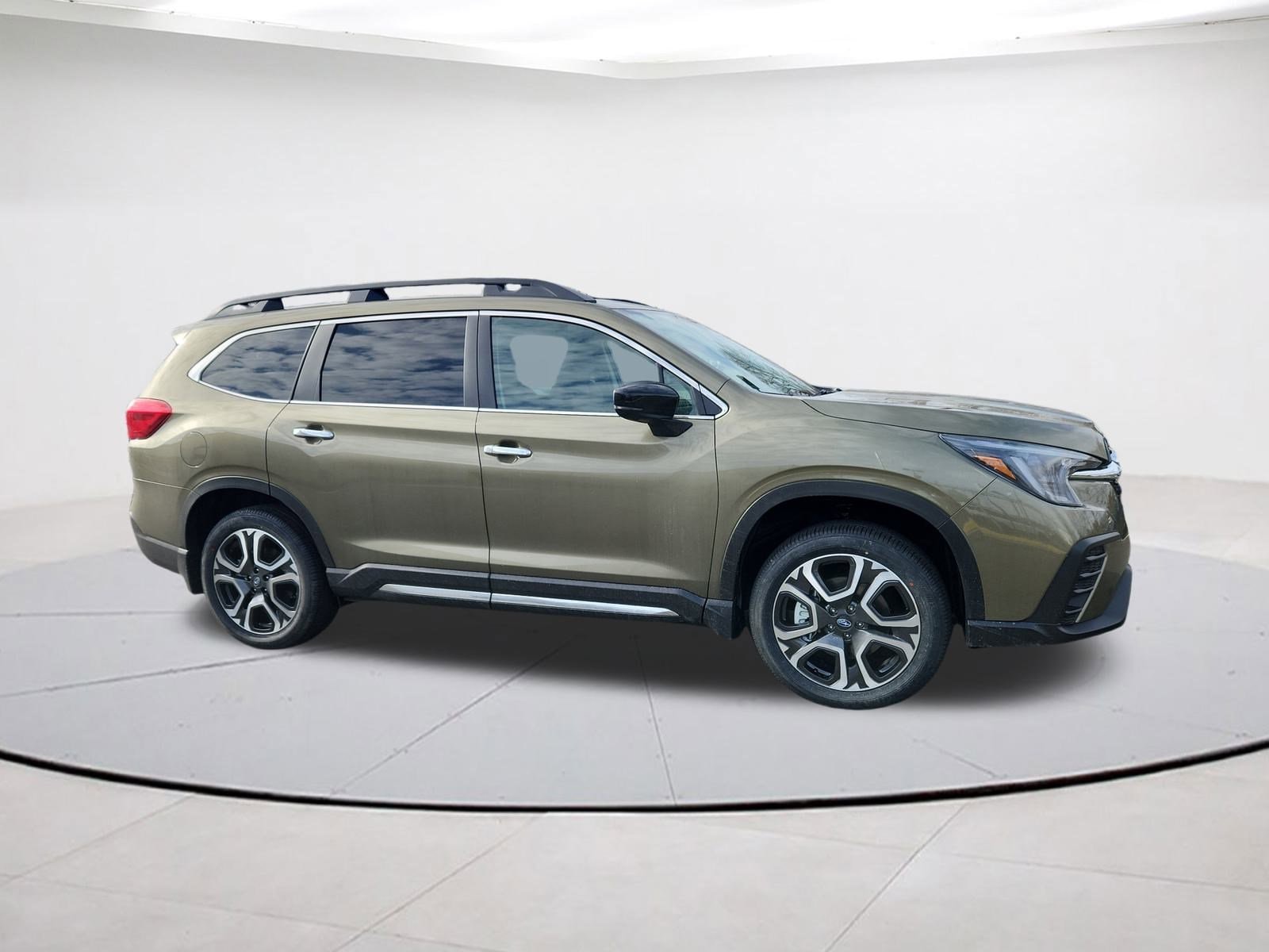 2026 Subaru Ascent Touring's photo