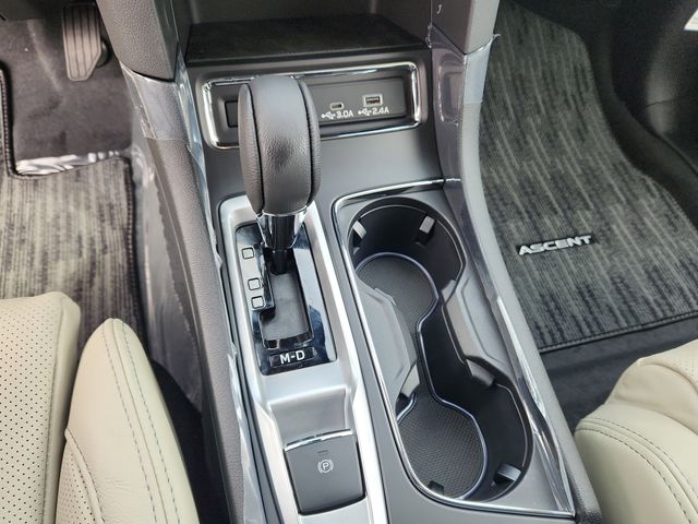 2026 Subaru Ascent Limited - Photo 10