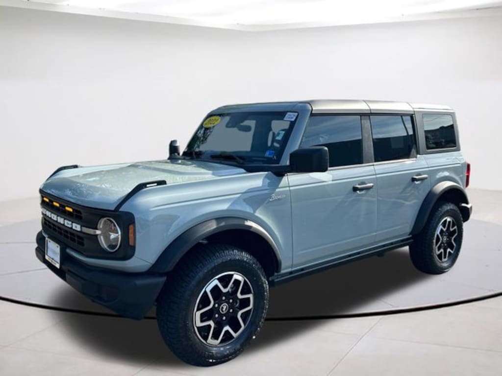 Used 2022 Ford Bronco Base SUV