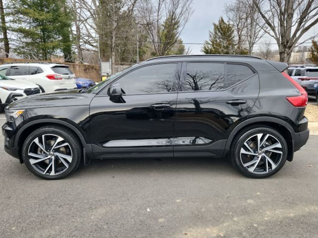 Used 2019 Volvo XC40 R-Design SUV