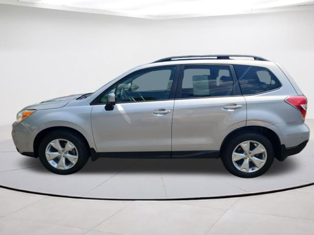 Used 2015 Subaru Forester 2.5i Premium SUV