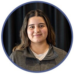 Staff member Estefany Reyes from ID_d67faad82e96