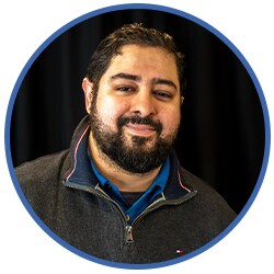 Staff member Franco DeOliveira from ID_d67faad82e96