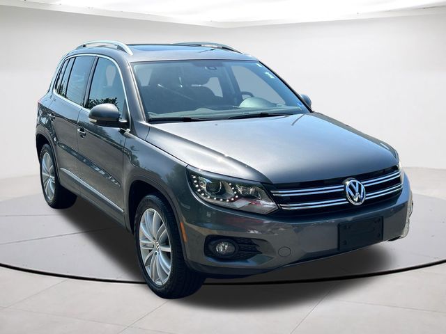 2016 Volkswagen Tiguan 2.0T SE's photo