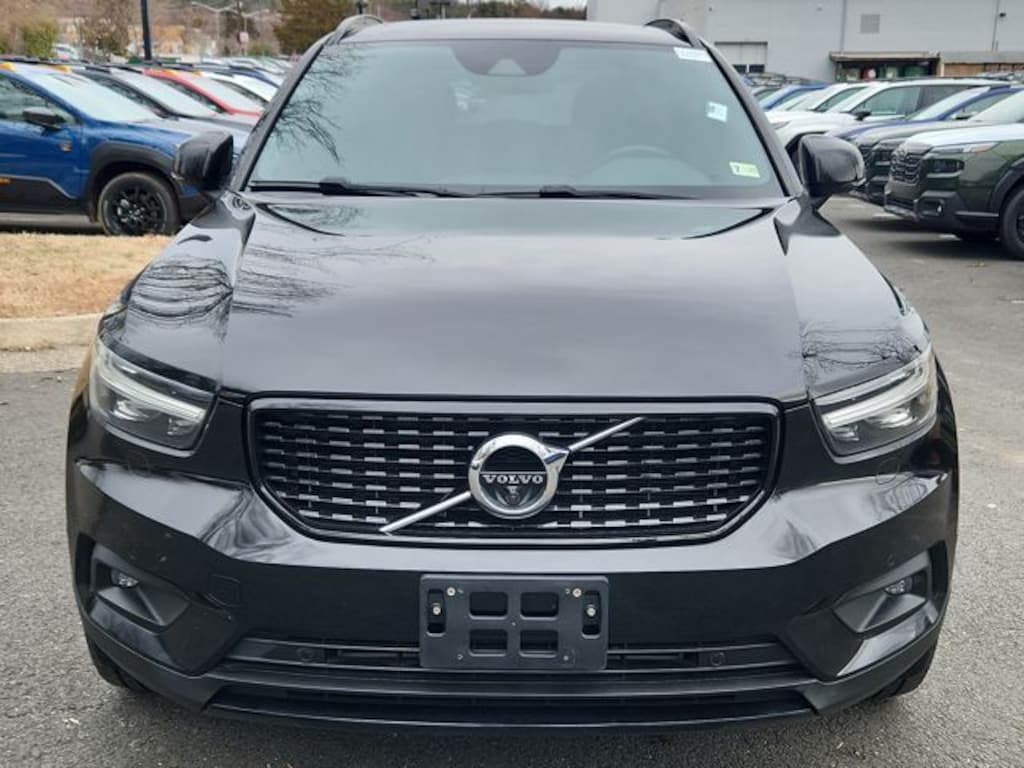 Used 2019 Volvo XC40 R-Design SUV