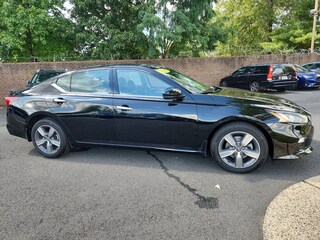 2019 Nissan Altima 2.5 SV Sedan 1N4BL4DW8KC144067